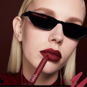 Powermatte High Intensity Lip Pencil